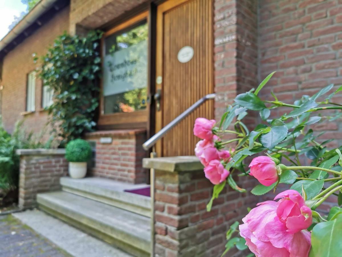 Апартаменты Hr Townhouse Honigbach Косфельд Экстерьер фото
